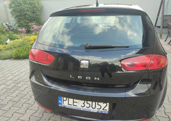 Seat Leon cena 21900 przebieg: 151000, rok produkcji 2011 z Leszno małe 16